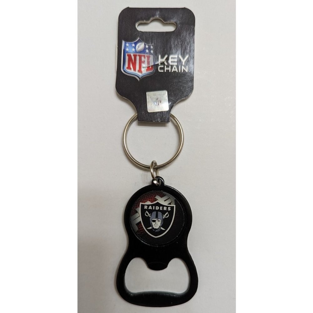 🏈🆕 LAS VEGAS RAIDERS KEYCHAIN/BEVERAGE BOTTLE OPENER WITH KEY RING - NFL